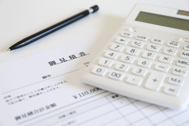 店頭調査の費用はいくら？サンプル数・規模別の料金目安